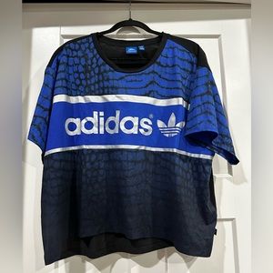 Women adidas shirt
